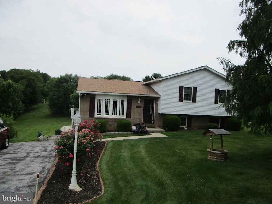 1018 Gahle Rd, Westminster, MD 21157 - photo 1