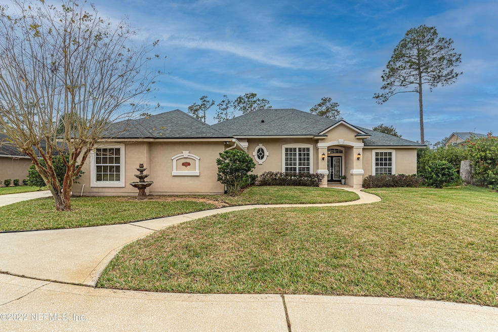 1640 Country Walk Dr
