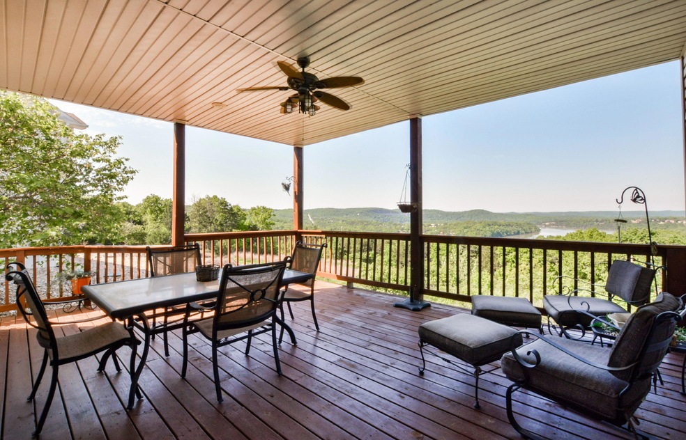 01 Covered Deck to Lake