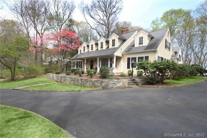 BEAUTIFUL STONE WORK AND GREAT FRONT PORCH