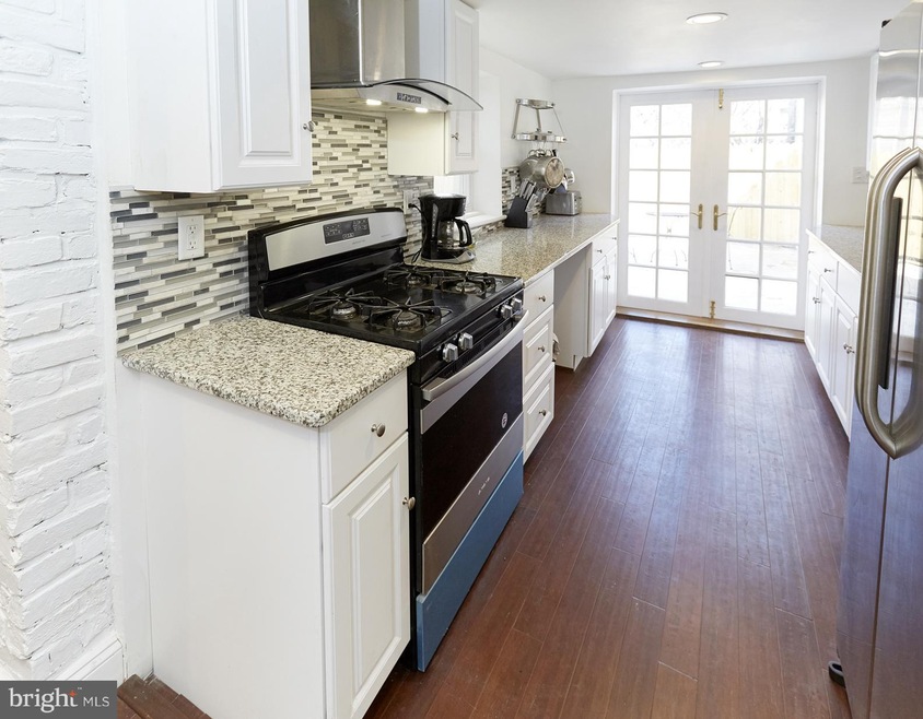 119 S Schroeder St, Baltimore, MD 21223 - photo 1