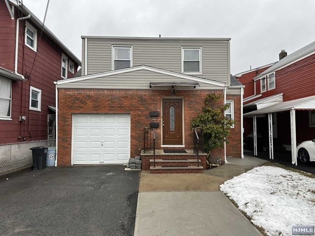 320 Laurel Place unit 2, East Rutherford, NJ 07073 - photo 1