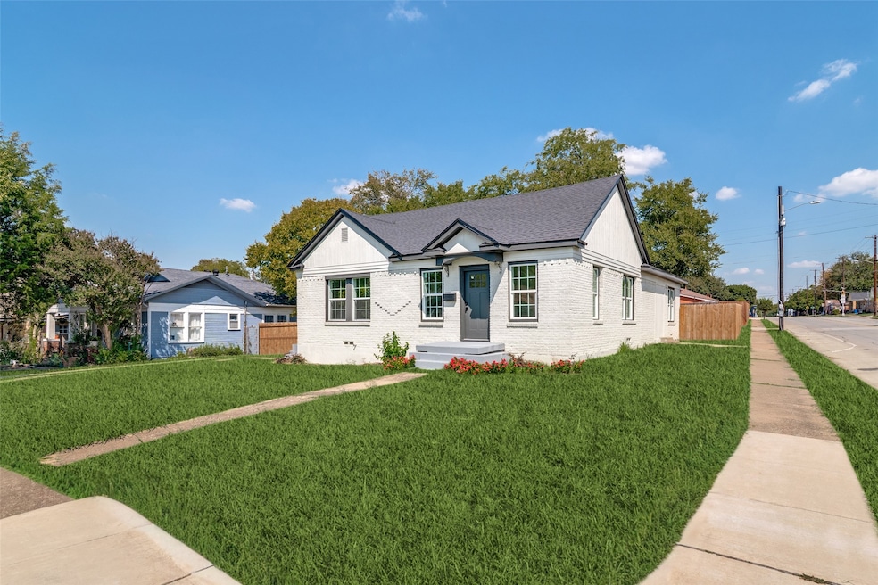 718 Grandview Ave, Dallas, TX 75223 - photo 1