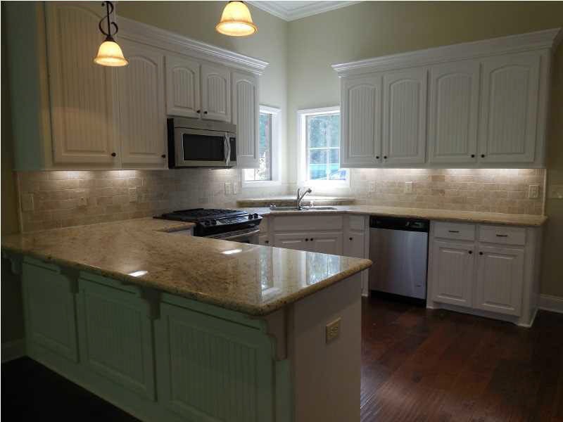 135 Hampton Ln, Madison, MS 39110 - photo 1