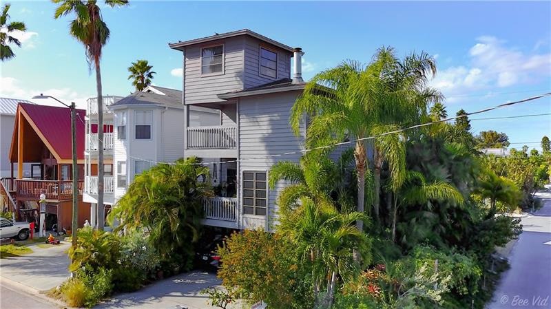 50 78th Ave, Treasure Island, FL 33706 - photo 1