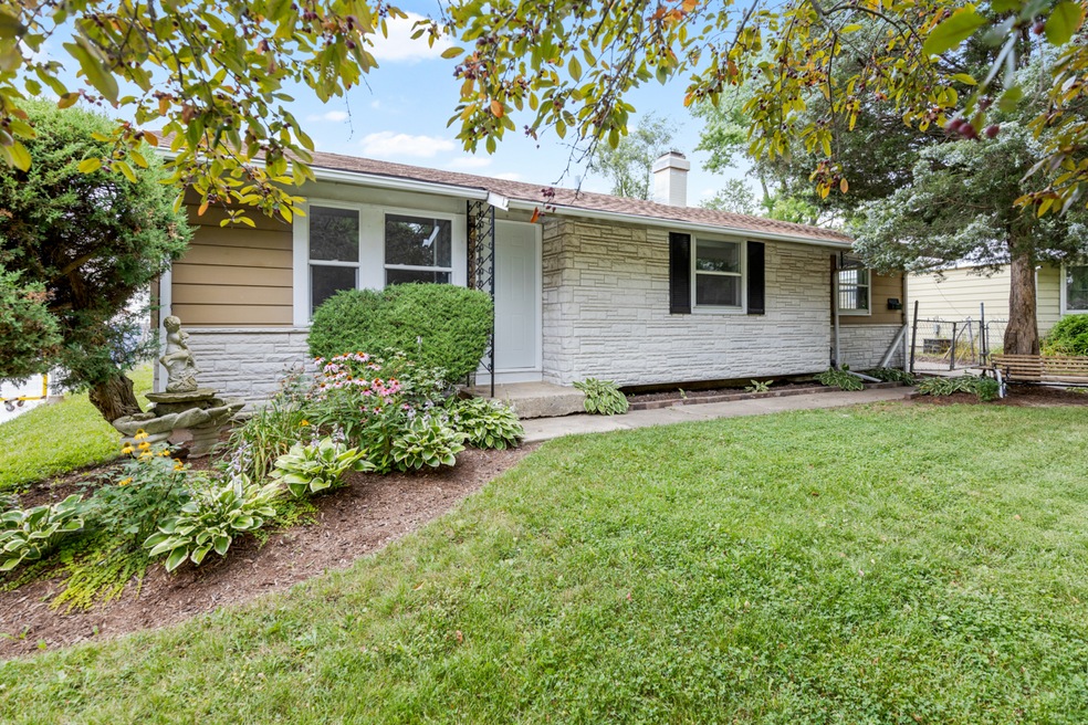 309 Amarillo Dr, Carpentersville, IL 60110 - photo 1