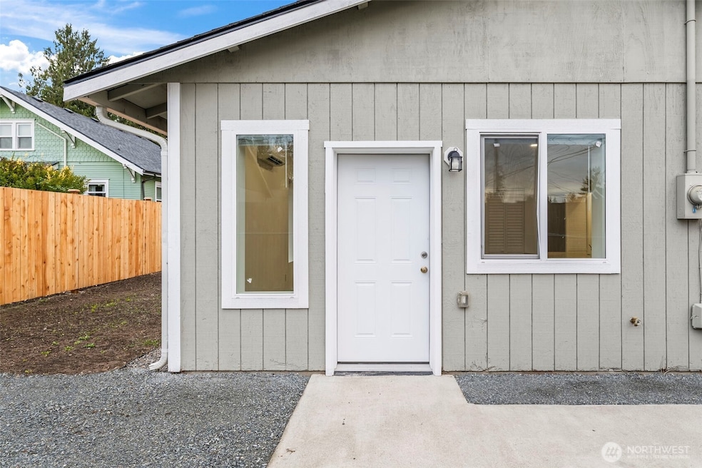 2135 S Sheridan Ave unit B, Tacoma, WA 98405 - photo 1