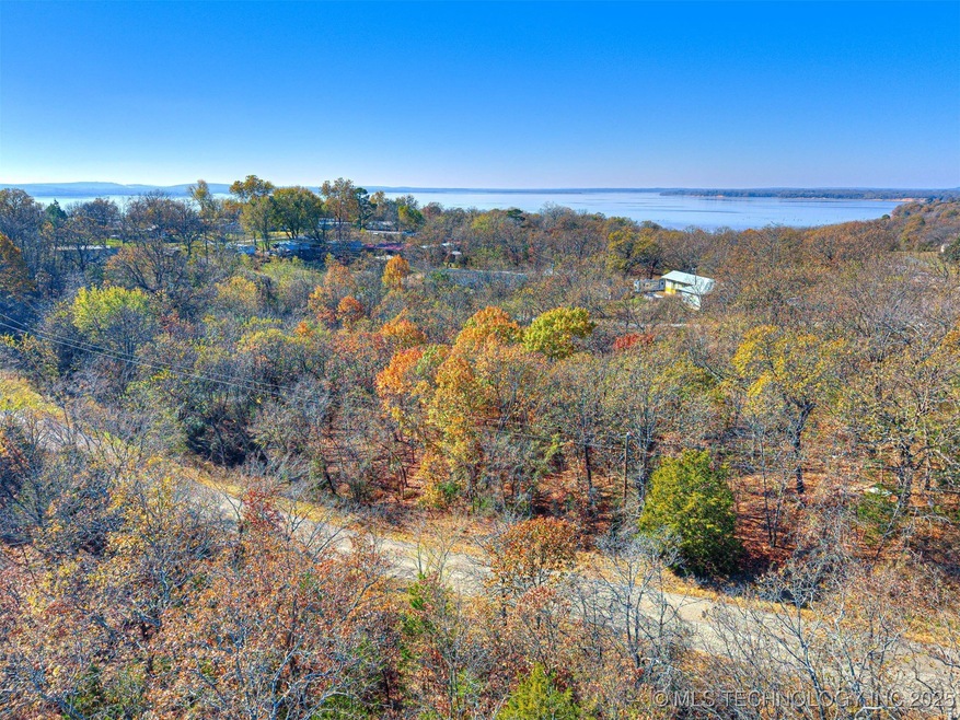 221 Robin Rd, Eufaula, OK 74432 - photo 1