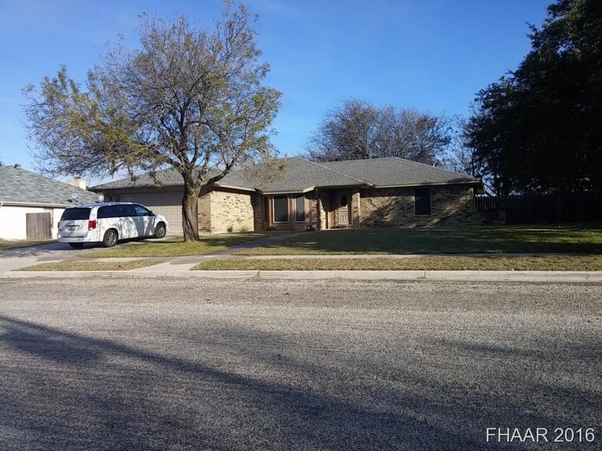 3006 Veterans Ave, Copperas Cove, TX 76522 - photo 1