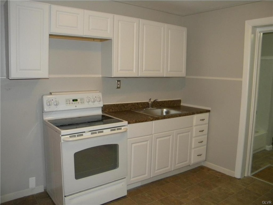 713 N Jordan St unit 1, Allentown, PA 18102 - photo 1