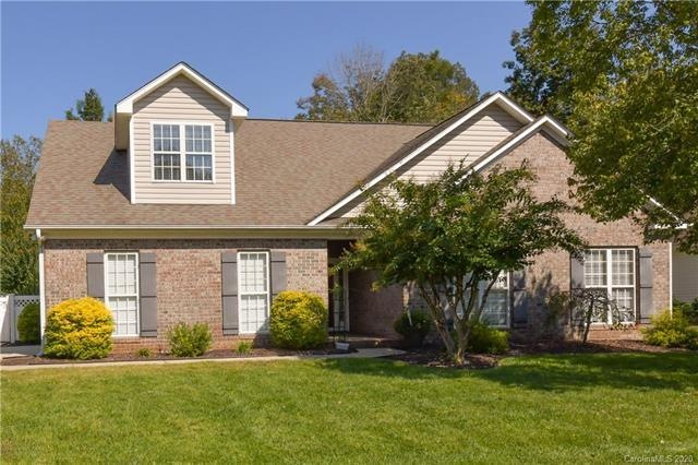 Welcome to 3302 Garrett Drive SW!