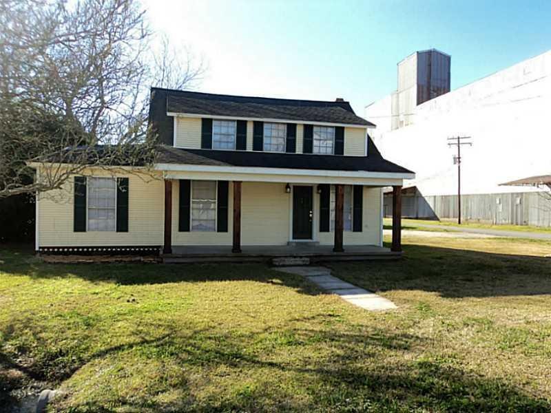 Exterior Front.