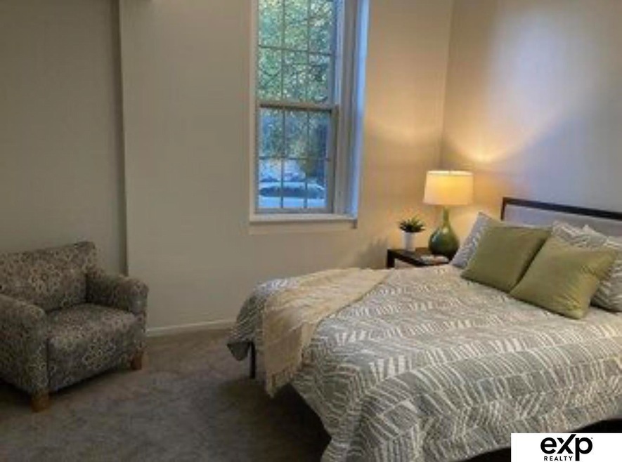 1223 N 9th St unit 105, Lincoln, NE 68508 - photo 1