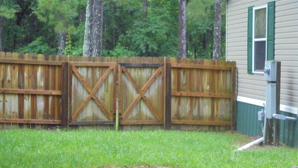 178 Crepe Myrtle Dr, Loris, SC 29569 - photo 1