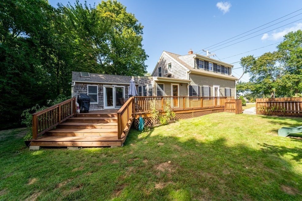 214 Court St, Plymouth, MA 02360 - photo 1