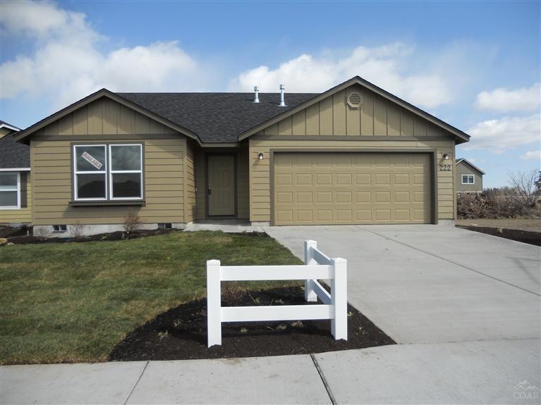 unlisted-address, Redmond, OR 97756 - photo 1