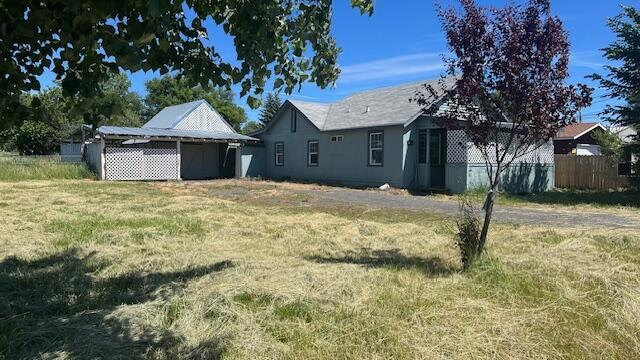 1845 Derby St, Klamath Falls, OR 97603 - photo 1