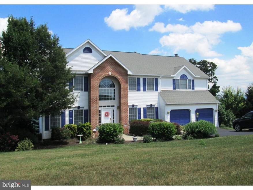 502 Tomlisa Ct, Reading, PA 19608 - photo 1