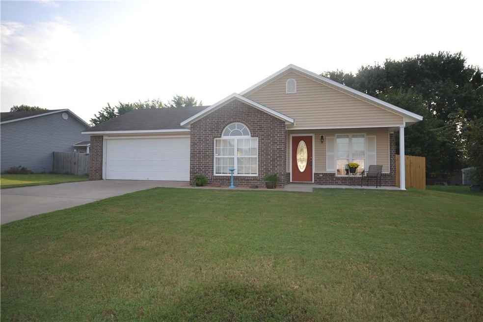 1078 S Nelson Dr, Fayetteville, AR 72701 - photo 1