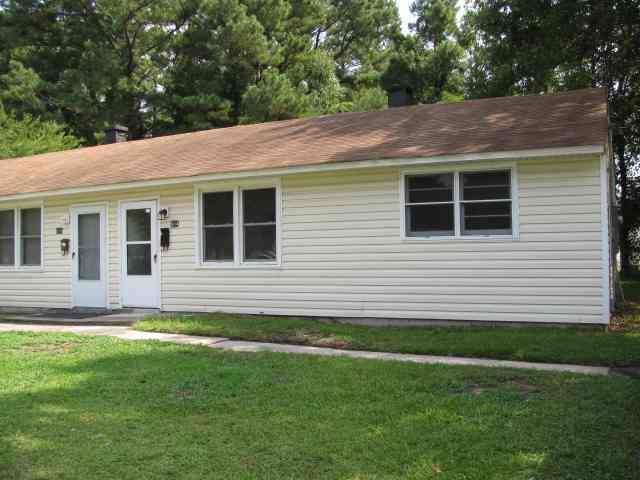 504 Elm St unit 506, Jacksonville, NC 28540 - photo 1