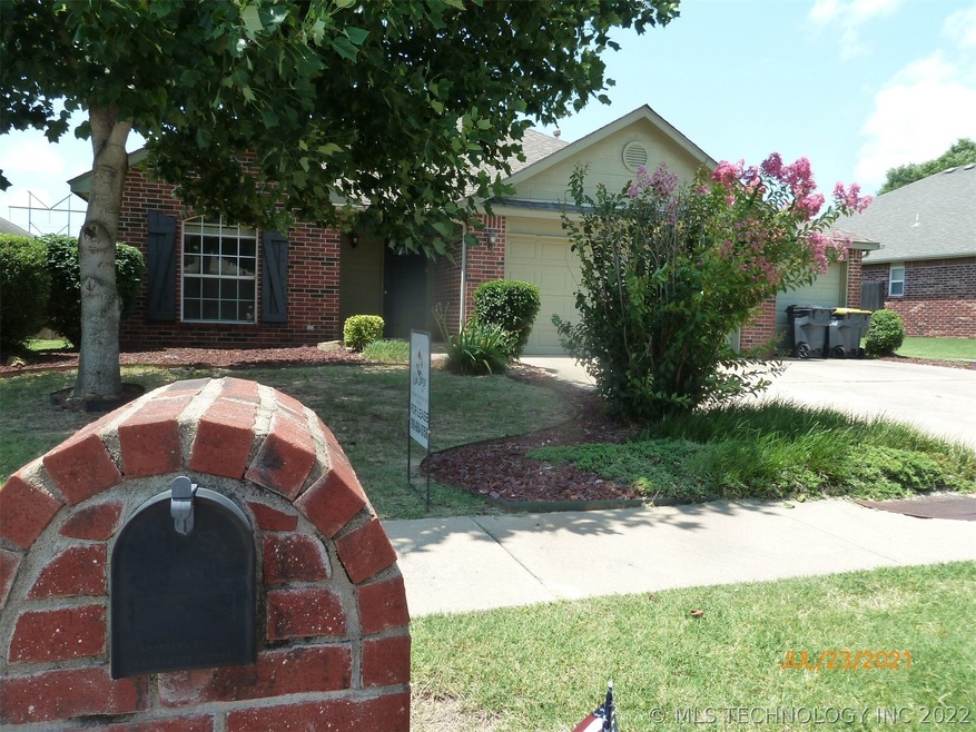 11802 S Ivy St, Jenks, OK 74037 - photo 1
