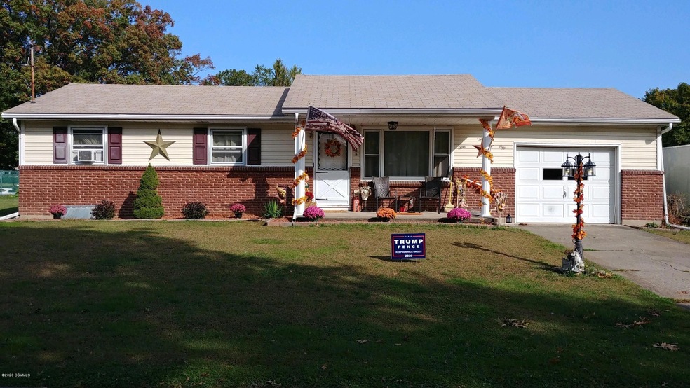 1025 E 2nd St, Nescopeck, PA 18635 - photo 1