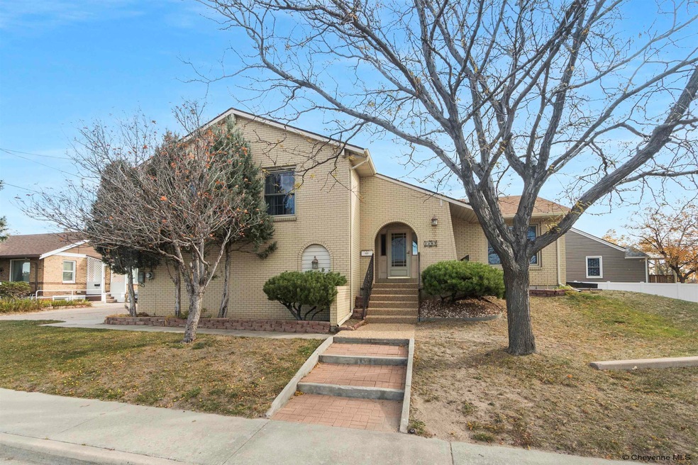 3307 Hynds Blvd, Cheyenne, WY 82001 - photo 1