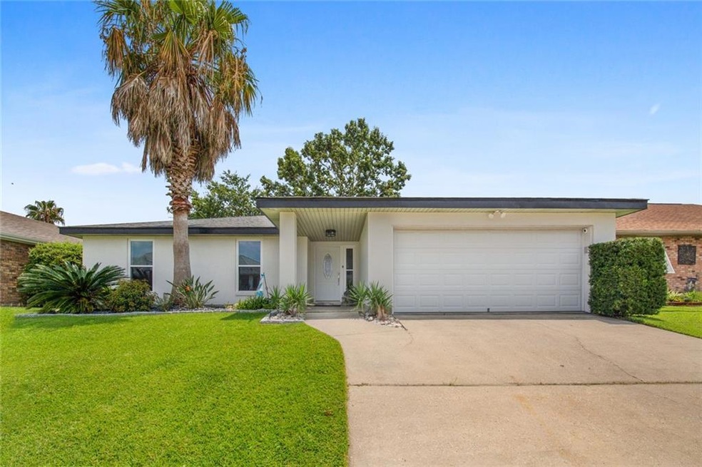 105 Brushfire Ln, Slidell, LA 70458 - photo 1