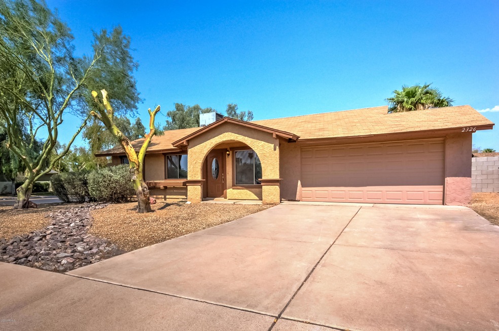 2326 W Vineyard Rd-2