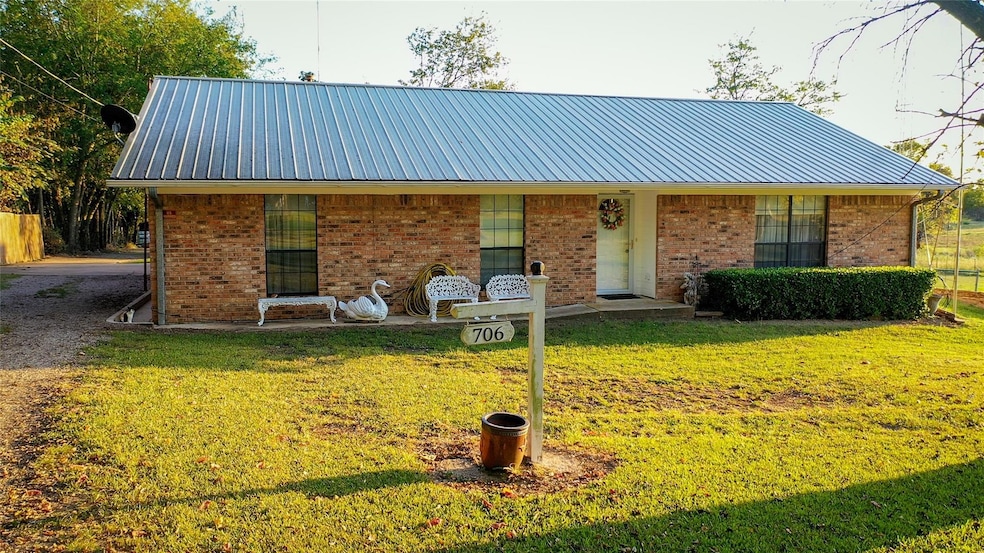 Sold • Co-Listing Agent