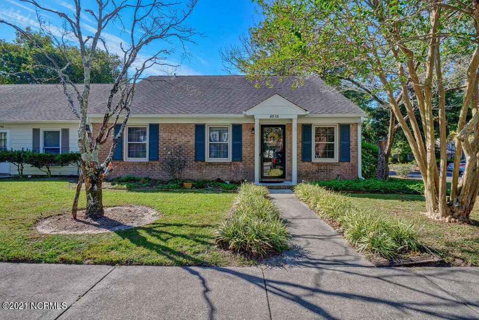 4938 Marlin Ct front exterior