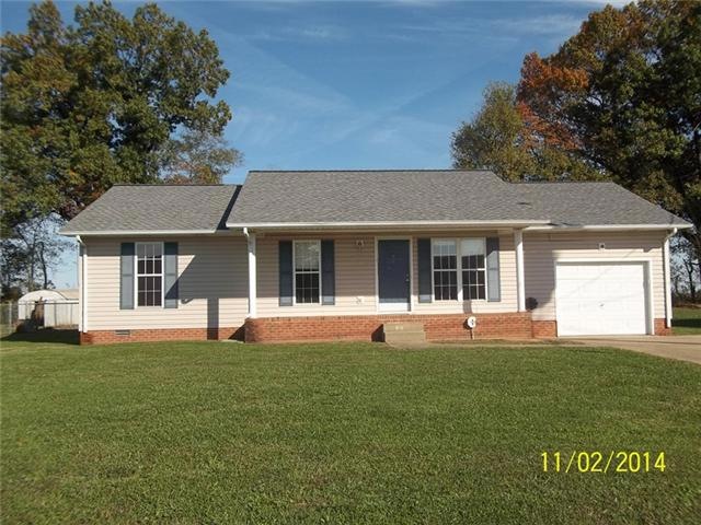 181 Oak Tree Dr, Oak Grove, KY 42262 - photo 1