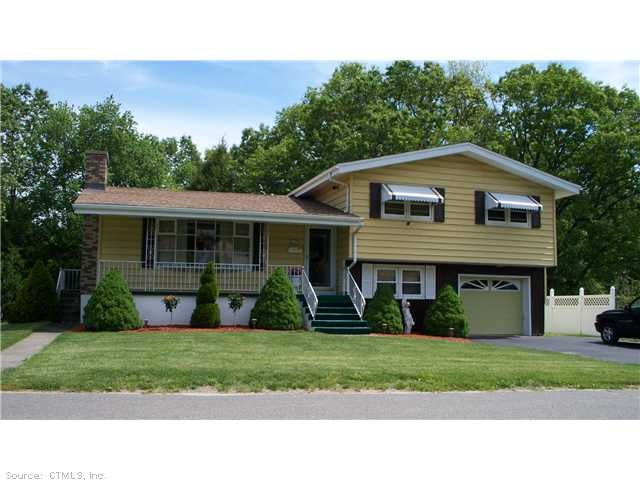 117 Blueberry Hill Rd, Waterbury, CT 06704 - photo 1