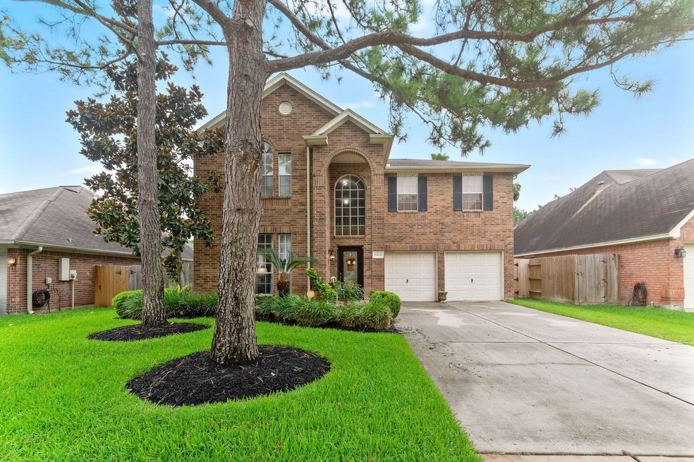 8406 E Copper Lakes Dr, Houston, TX 77095 - photo 1