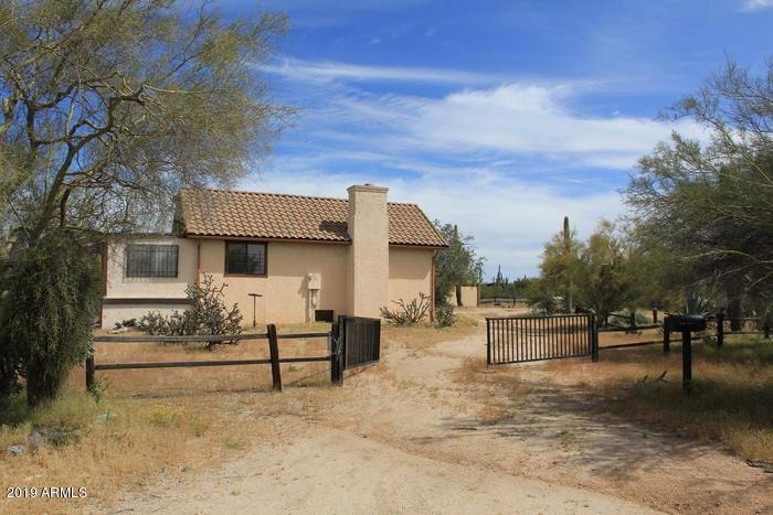 Acces to the property