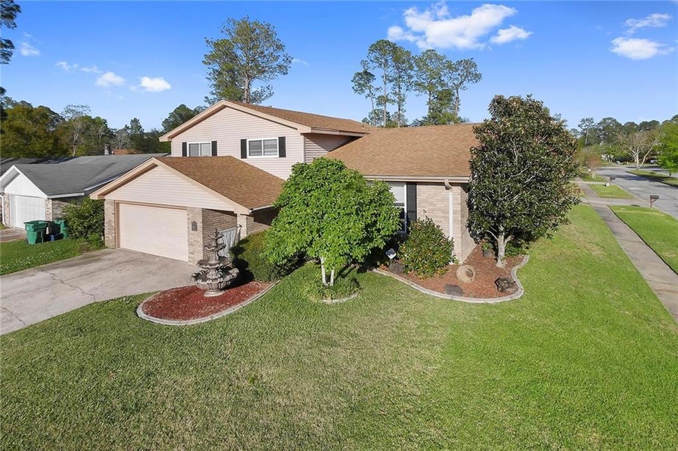 810 Franklin Ct, Slidell, LA 70458 - photo 1