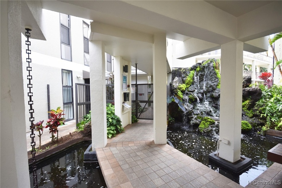 Beautiful waterfall secured entrance to Windward C