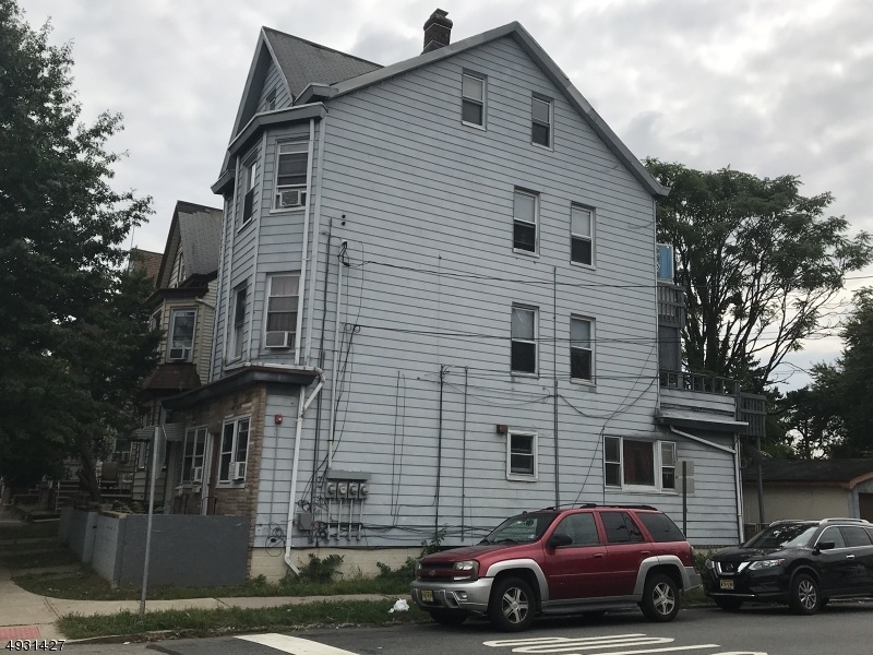 62 22nd Ave, Paterson, NJ 07513 - photo 1