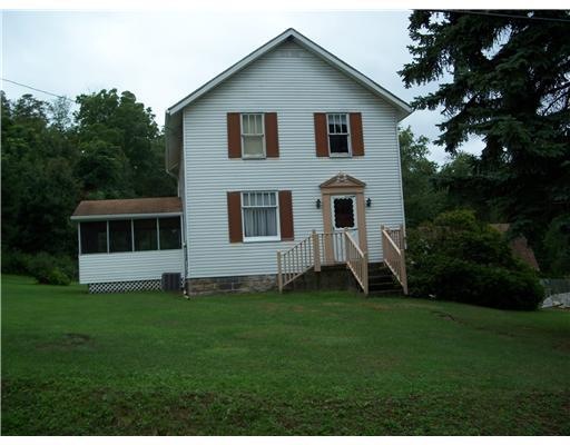 Exterior Front. Ready to move in faboulous grounds