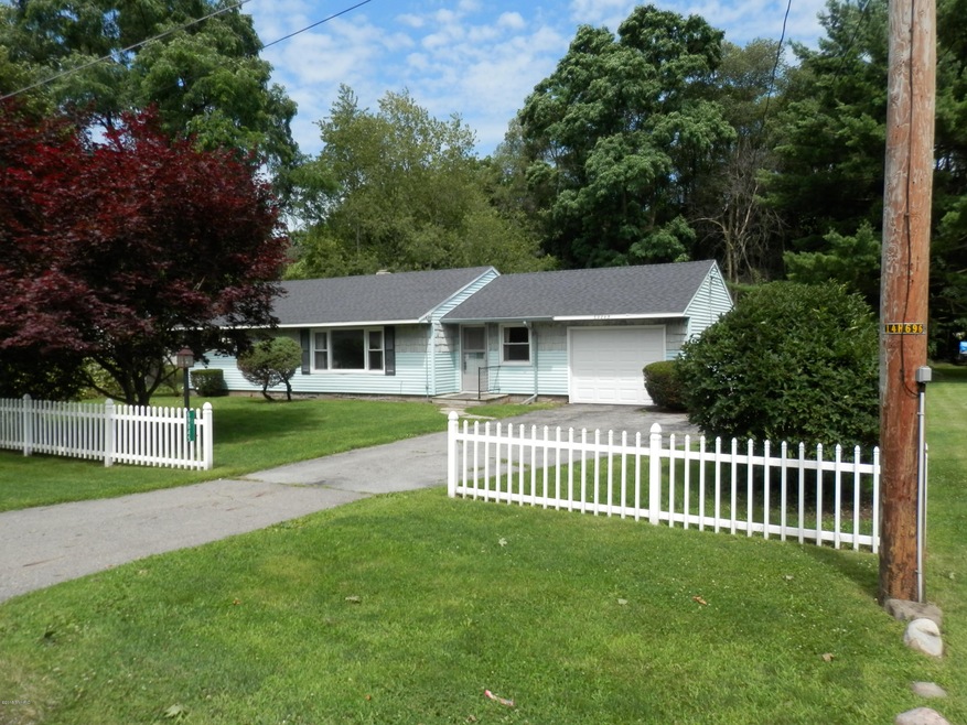 69845 S Nottawa Rd, Sturgis, MI 49091 - photo 1