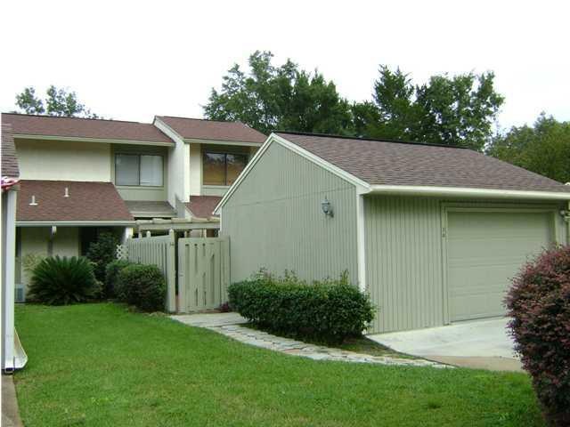 900 Bay Dr unit 34, Niceville, FL 32578 - photo 1