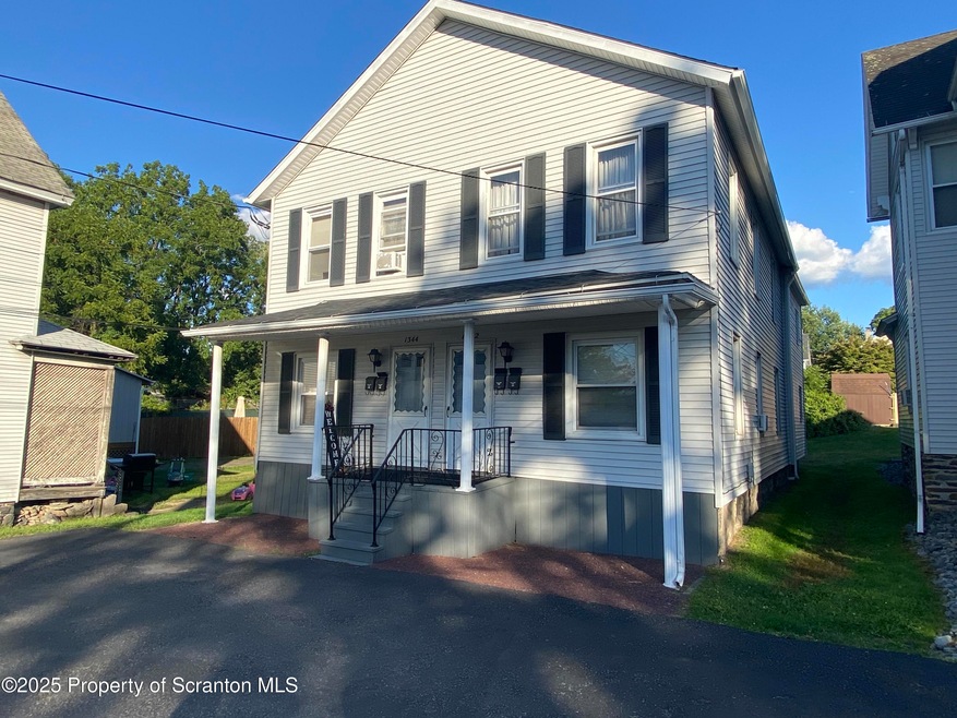 1344 Sanderson Ave unit First Floor, Scranton, PA 18509 - photo 1
