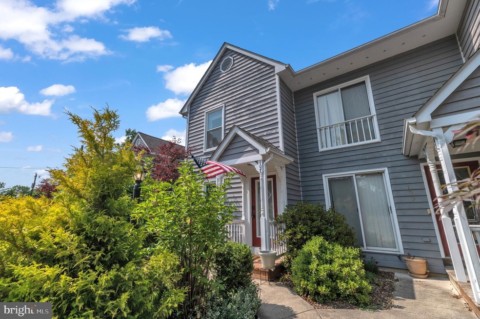 107 W O St, Purcellville, VA 20132 - photo 1