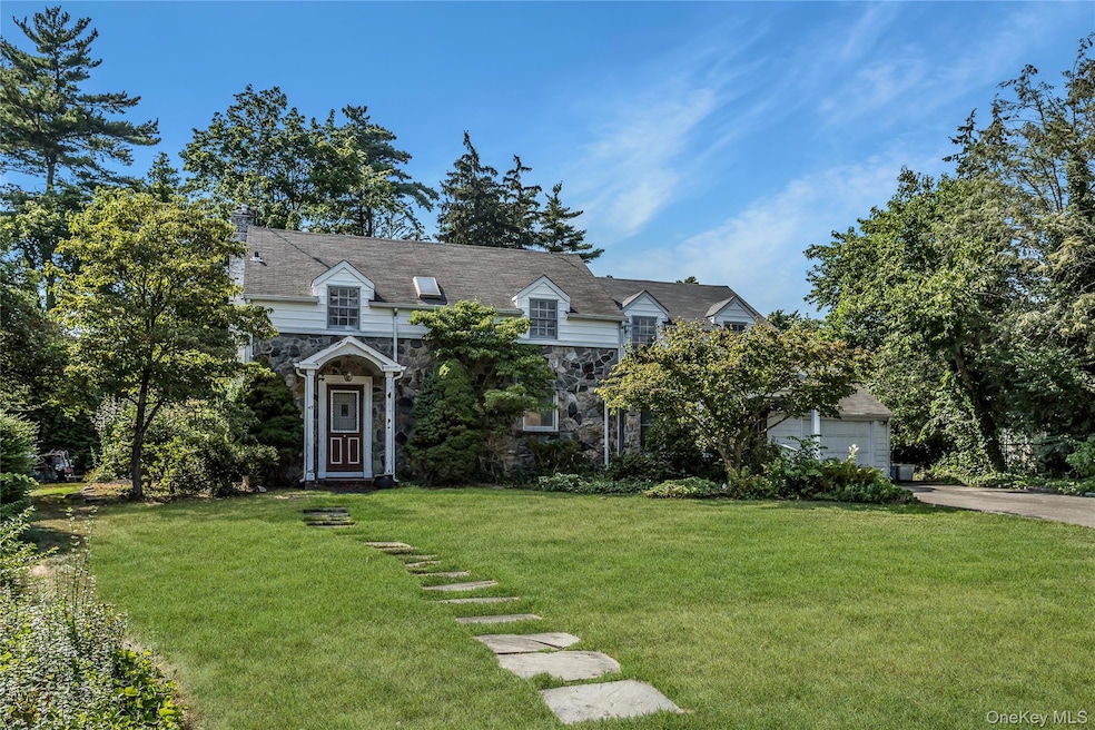 Pending $1,649,000 • Co-Listing Agent