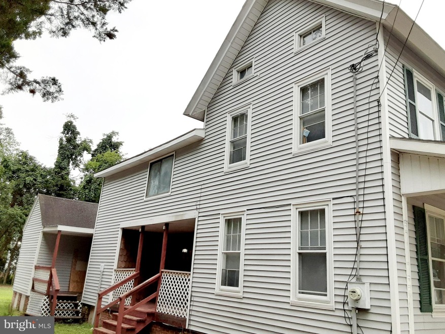218 W 6th St, Laurel, DE 19956 - photo 1