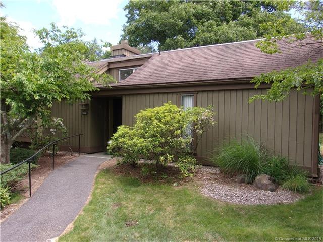 509 Heritage Village unit B, Southbury, CT 06488 - photo 1