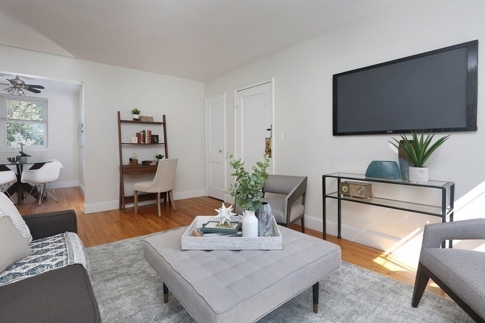 7 Lanark Rd unit 3, Brookline, MA 02445 - photo 1