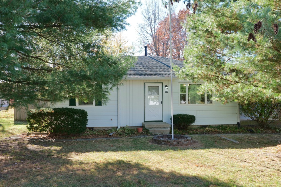 589 Parkway St, Whiteland, IN 46184 - photo 1