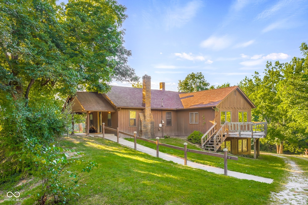 9760 W Old Nashville Rd, Columbus, IN 47201 - photo 1