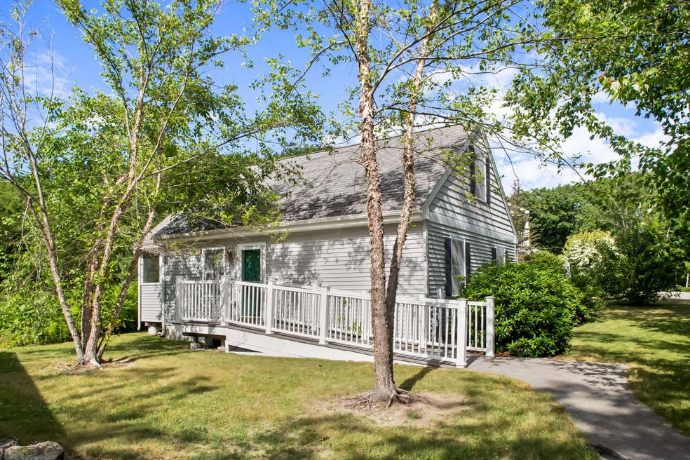 packmaynard_jkerr_217millsrdcottage1kenn